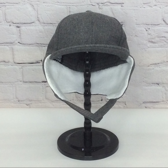 Pugs Other - Pugs Gray Trapper Hat Men's OS w/Sherpa Lined Ear Flaps Hiking Outdoors Winter